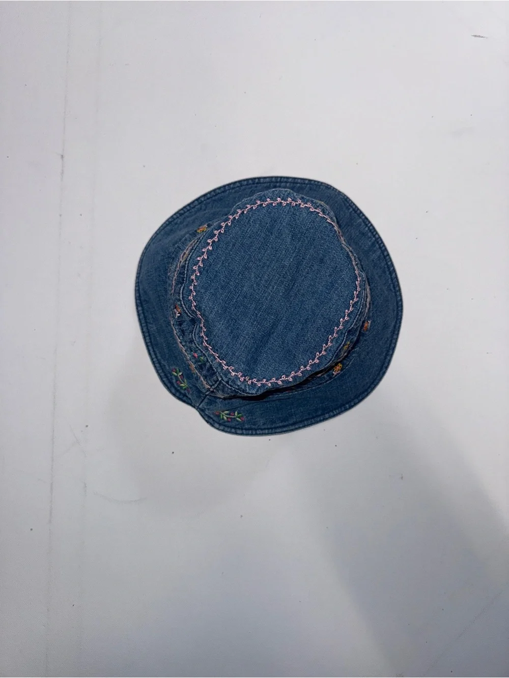 GAP Denim Bucket Hat with Pink Trim and Multicolor Floral Embroidery